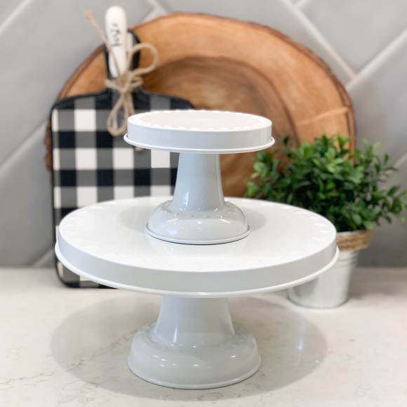 Set of 2 Metal Cake Stands